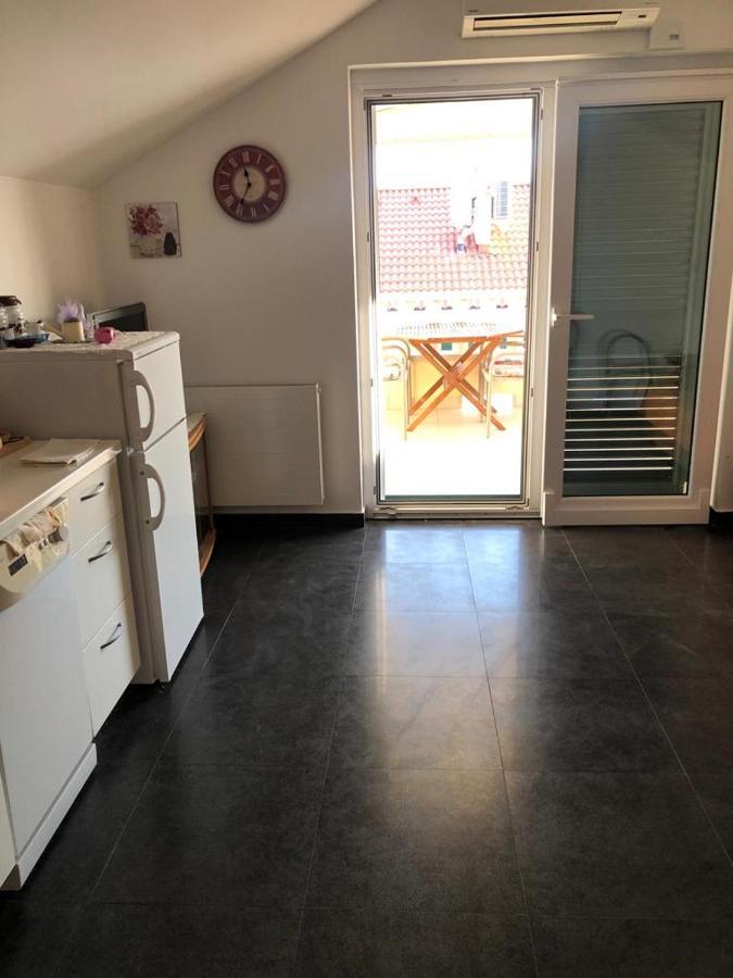 Apartments Villa Lili Lovetovo Vodice Ngoại thất bức ảnh