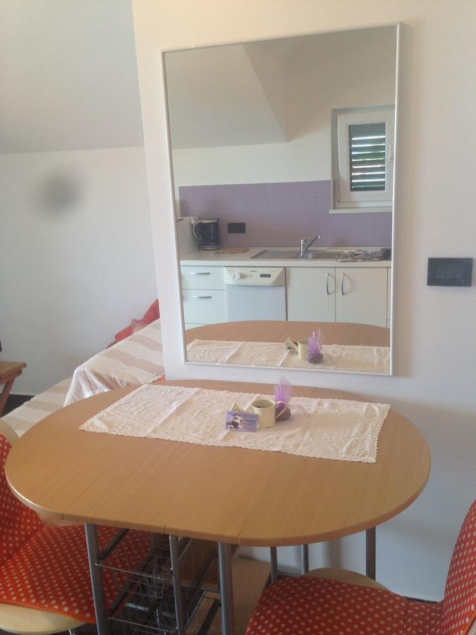 Apartments Villa Lili Lovetovo Vodice Ngoại thất bức ảnh